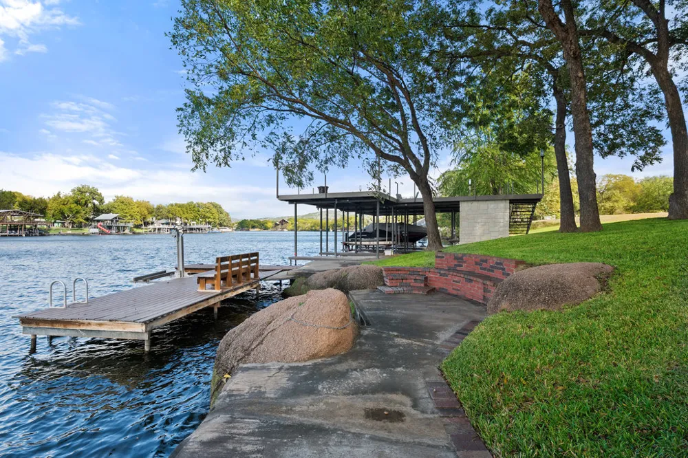 104 River Ranch Road Kingsland, TX 78639