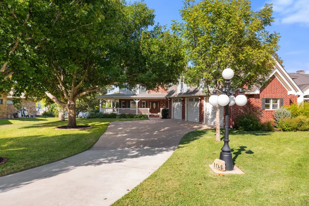 104 River Ranch Road Kingsland, TX 78639