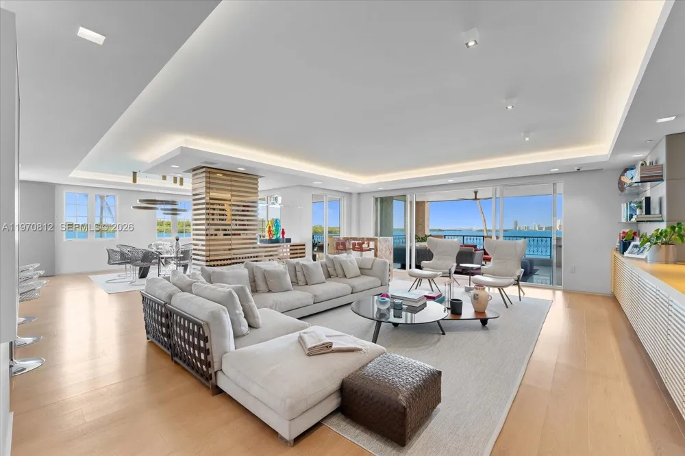 4921 Fisher Island Dr #4921 Miami Beach, FL 33109