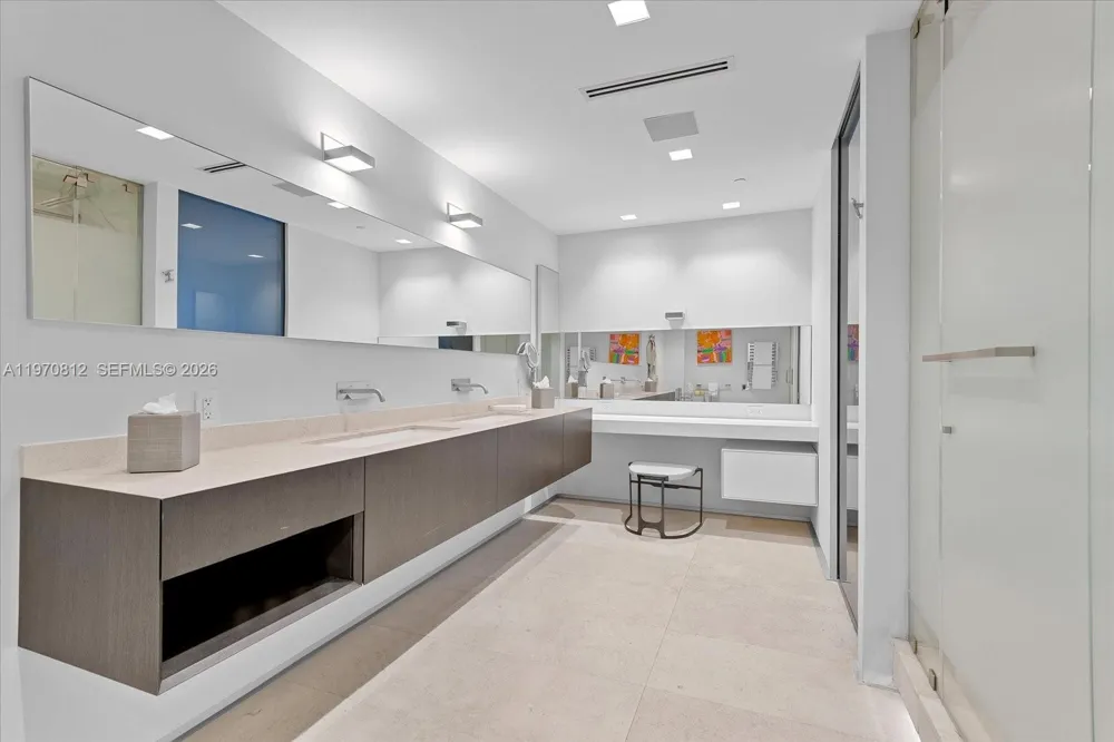 4921 Fisher Island Dr #4921 Miami Beach, FL 33109