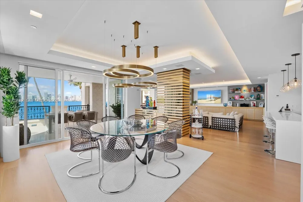 4921 Fisher Island Dr #4921 Miami Beach, FL 33109