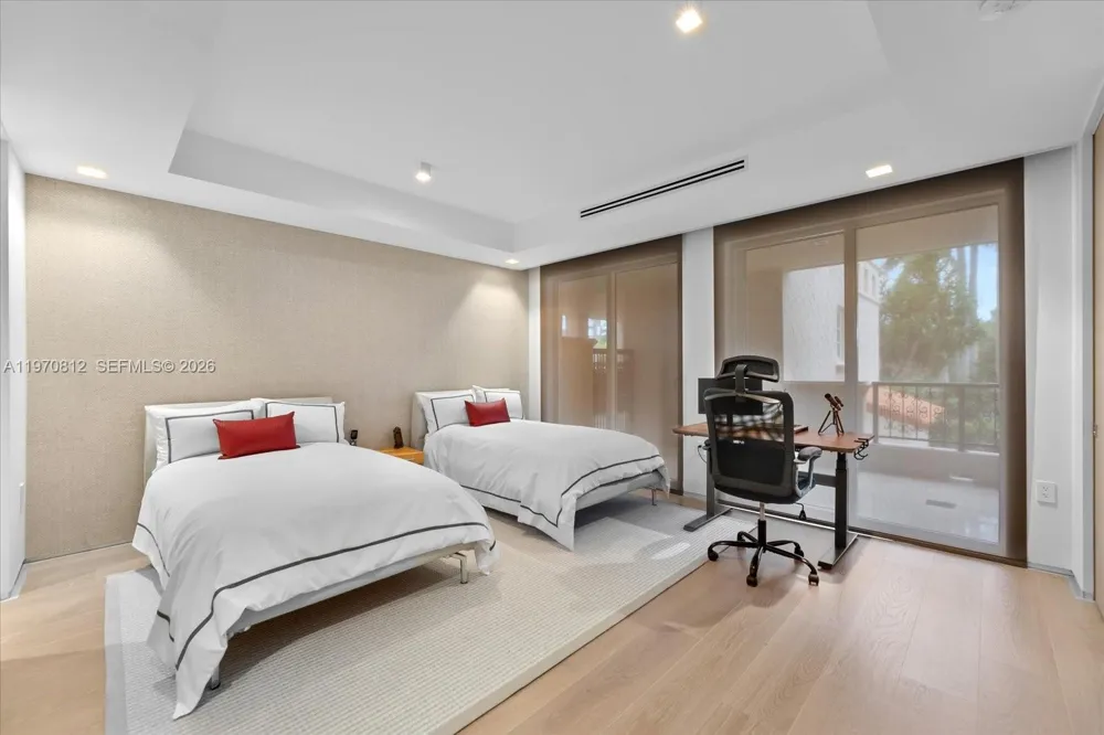 4921 Fisher Island Dr #4921 Miami Beach, FL 33109