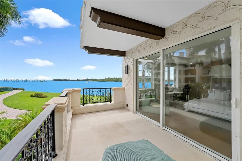 4921 Fisher Island Dr #4921 Miami Beach, FL 33109