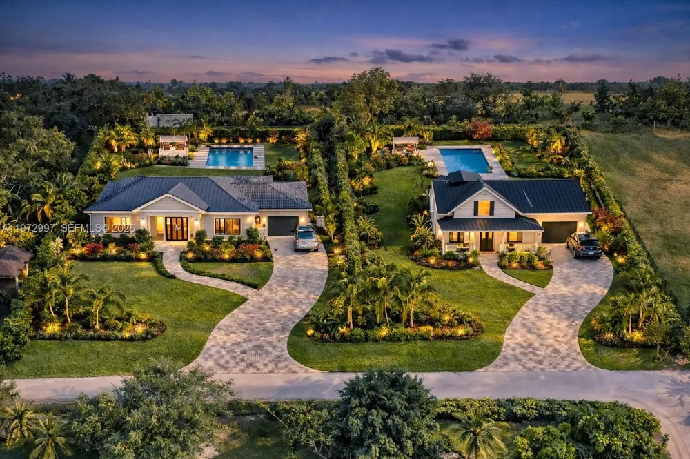25710 SW 153 Ct Unincorporated Dade County, FL 33032