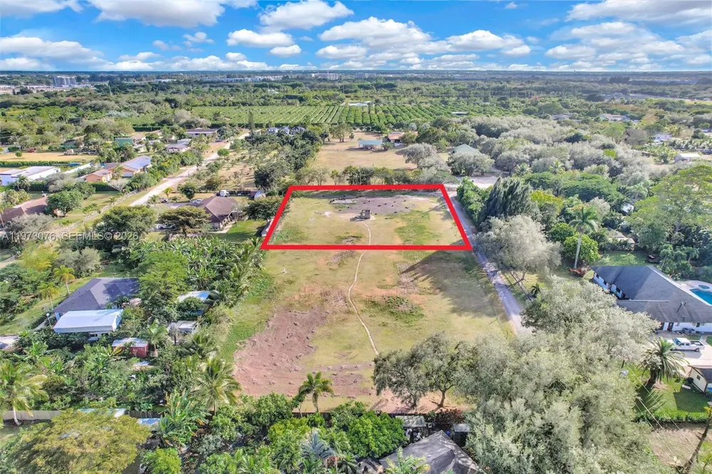 25730 SW 153 CT Unincorporated Dade County, FL 33032