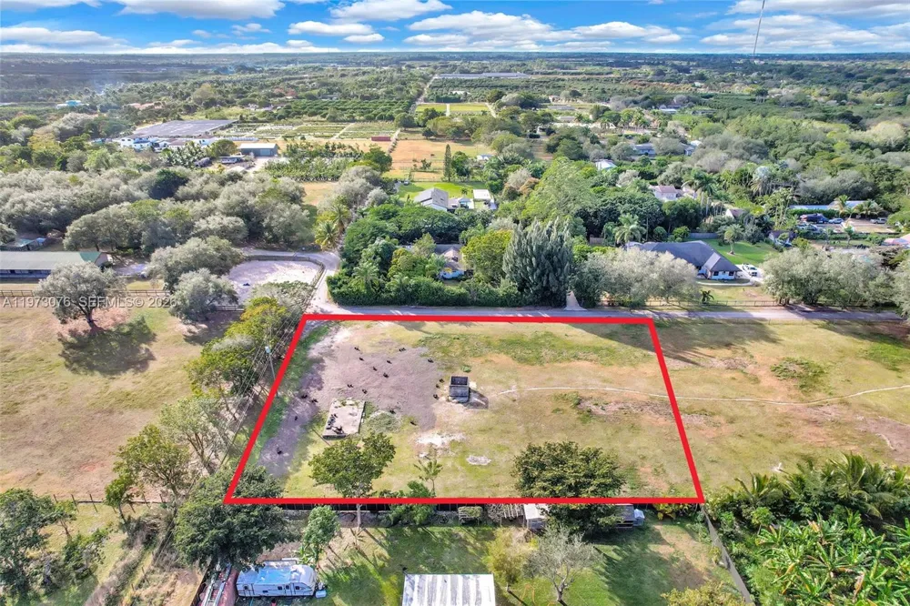 25730 SW 153 CT Unincorporated Dade County, FL 33032