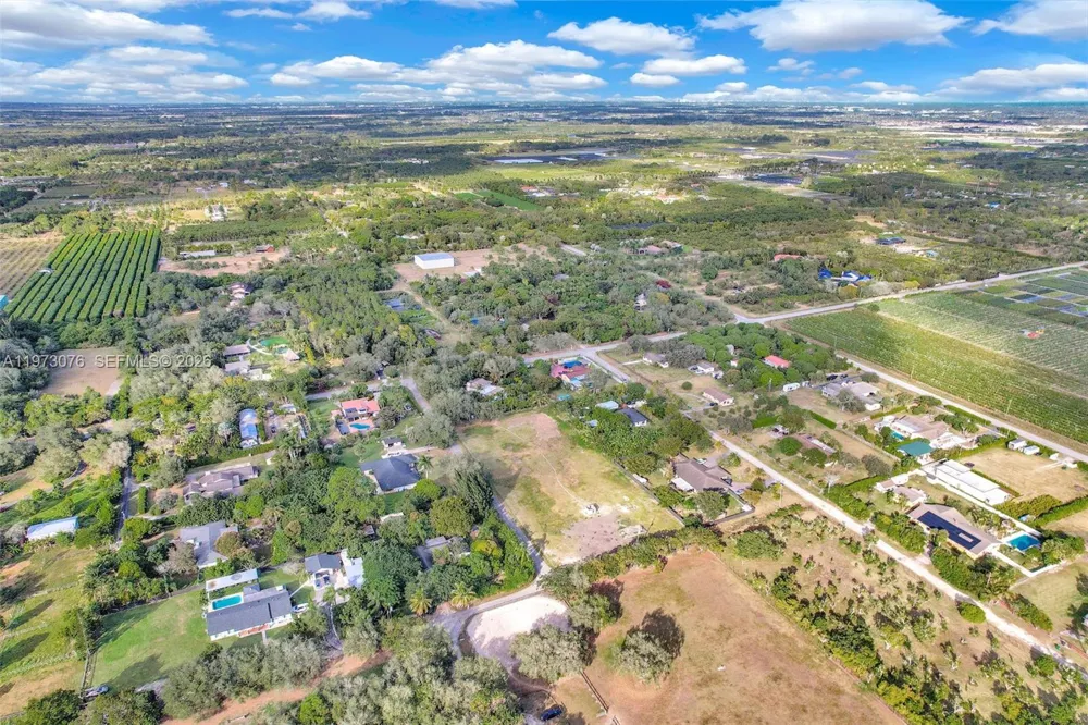 25730 SW 153 CT Unincorporated Dade County, FL 33032