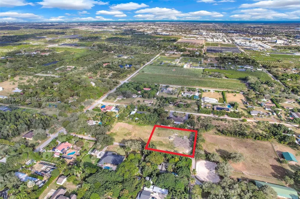 25730 SW 153 CT Unincorporated Dade County, FL 33032