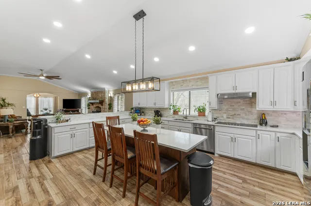 101 Hunters Glen San Marcos, TX 78666