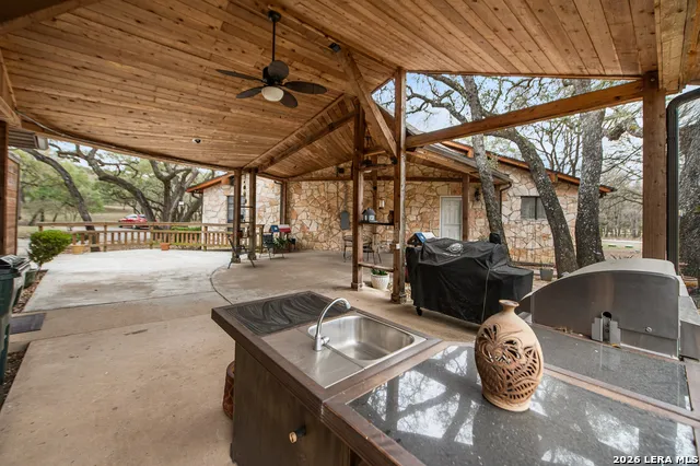 101 Hunters Glen San Marcos, TX 78666