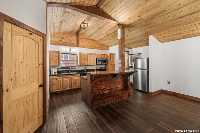 101 Hunters Glen San Marcos, TX 78666