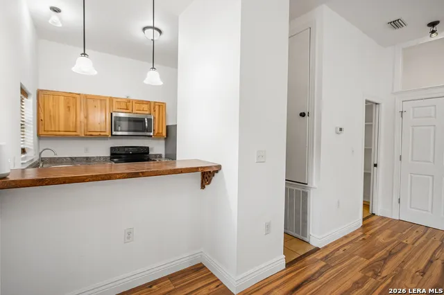 101 Hunters Glen San Marcos, TX 78666