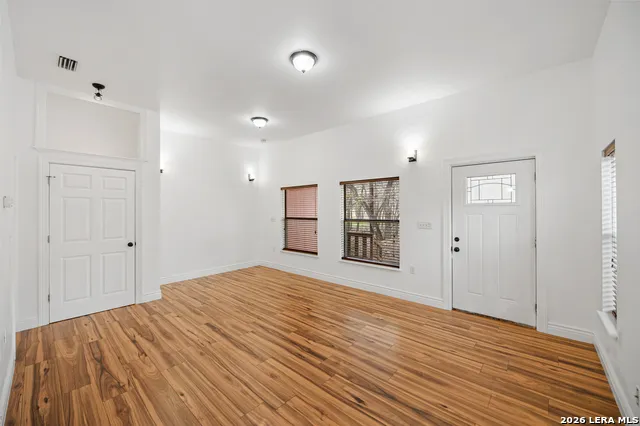 101 Hunters Glen San Marcos, TX 78666