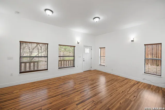 101 Hunters Glen San Marcos, TX 78666