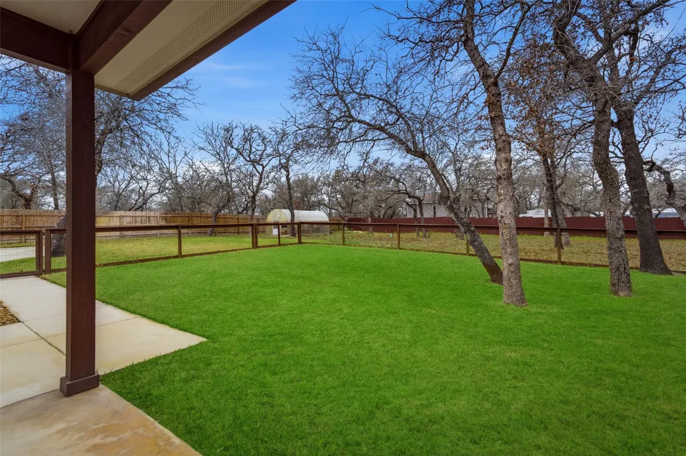 203 Champions Boulevard La Vernia, TX 78121