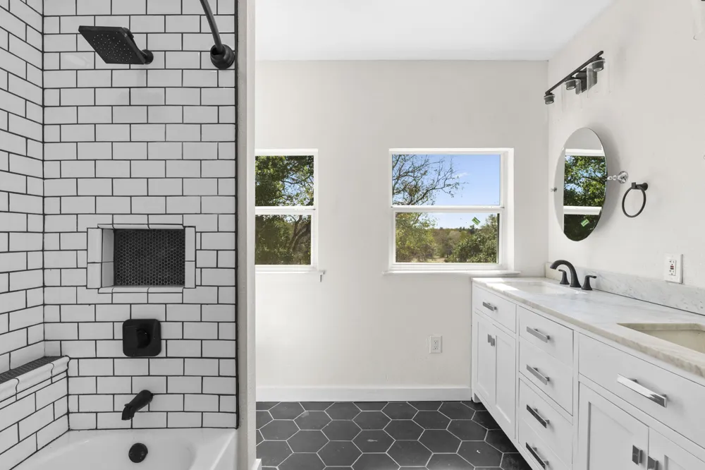 1501 Beaver Lane Florence, TX 76527