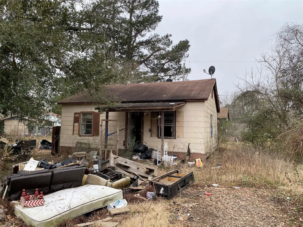 10 Winn Place Hooks, TX 75561