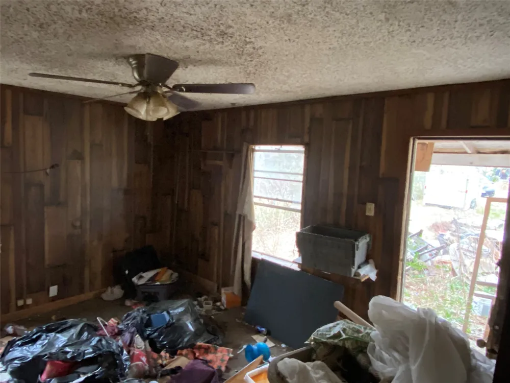 10 Winn Place Hooks, TX 75561
