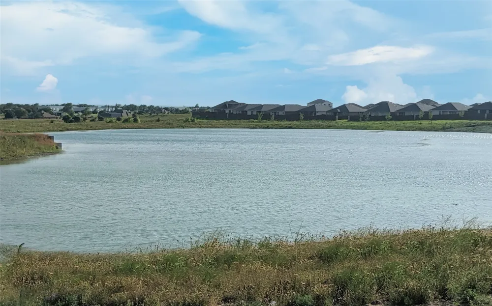 105 HUGO COURT Rhome, TX 76078
