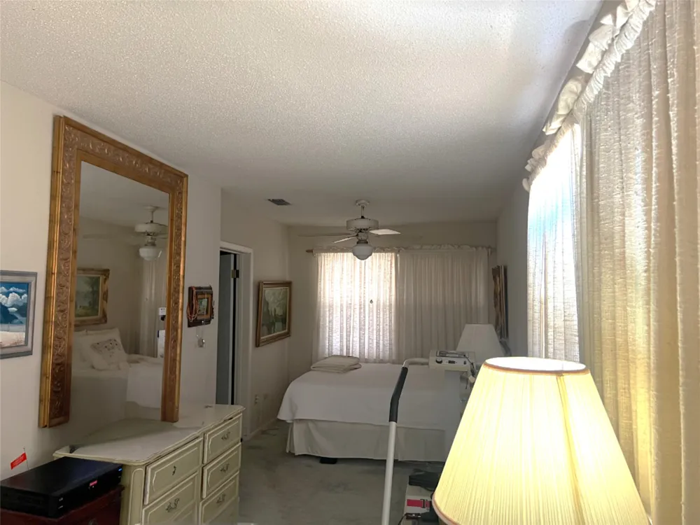 316 E Spring Street Henrietta, TX 76365