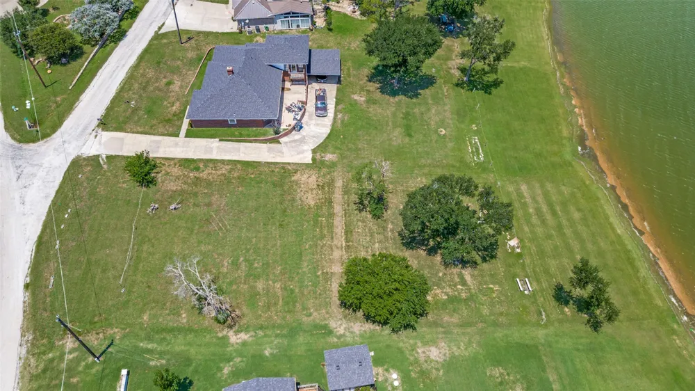 1505 Hillcrest Drive Little Elm, TX 75068