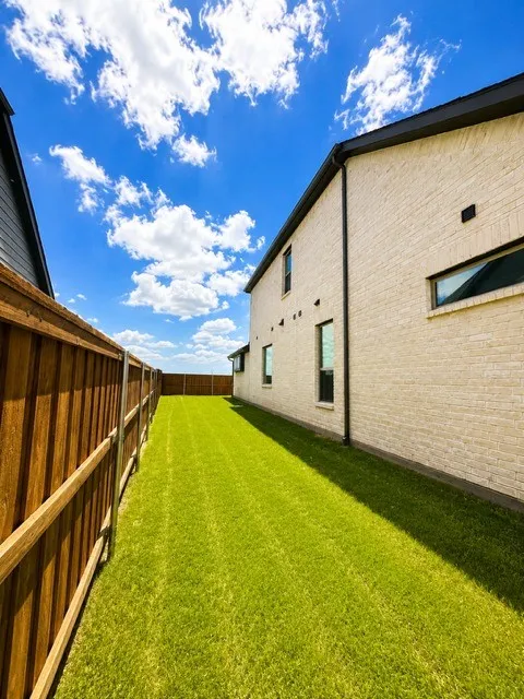 3227 Fisher Road Rockwall, TX 75032
