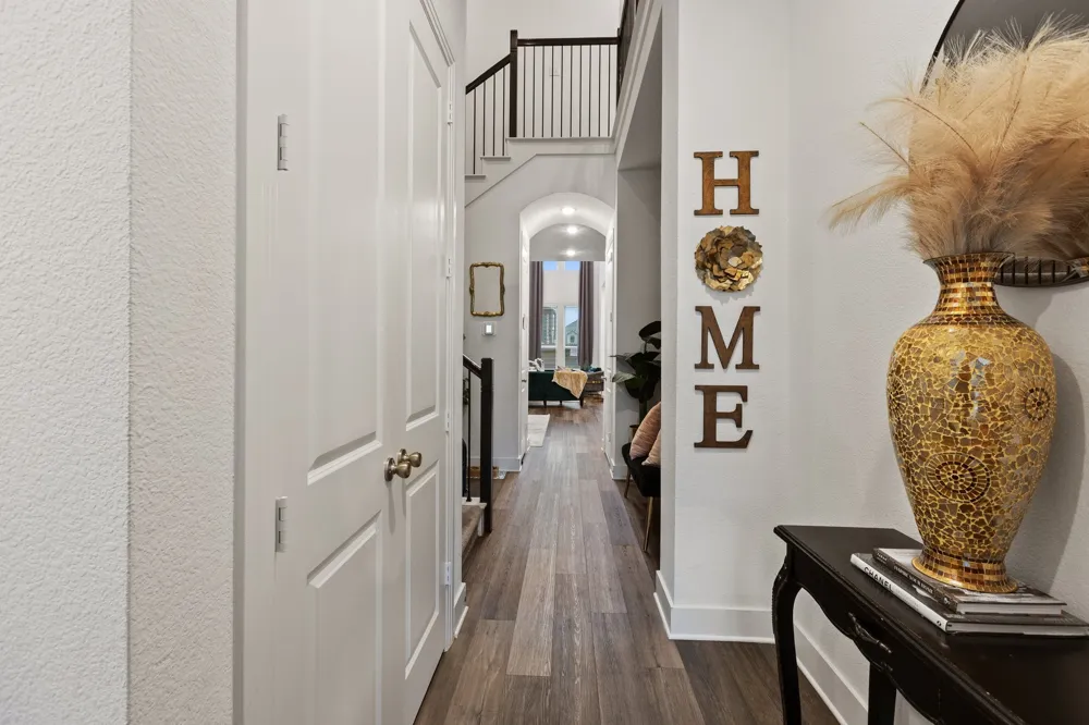 1124 Queensdown Way Forney, TX 75126