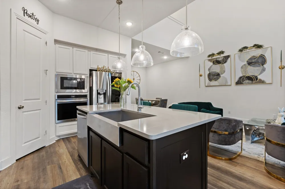 1124 Queensdown Way Forney, TX 75126