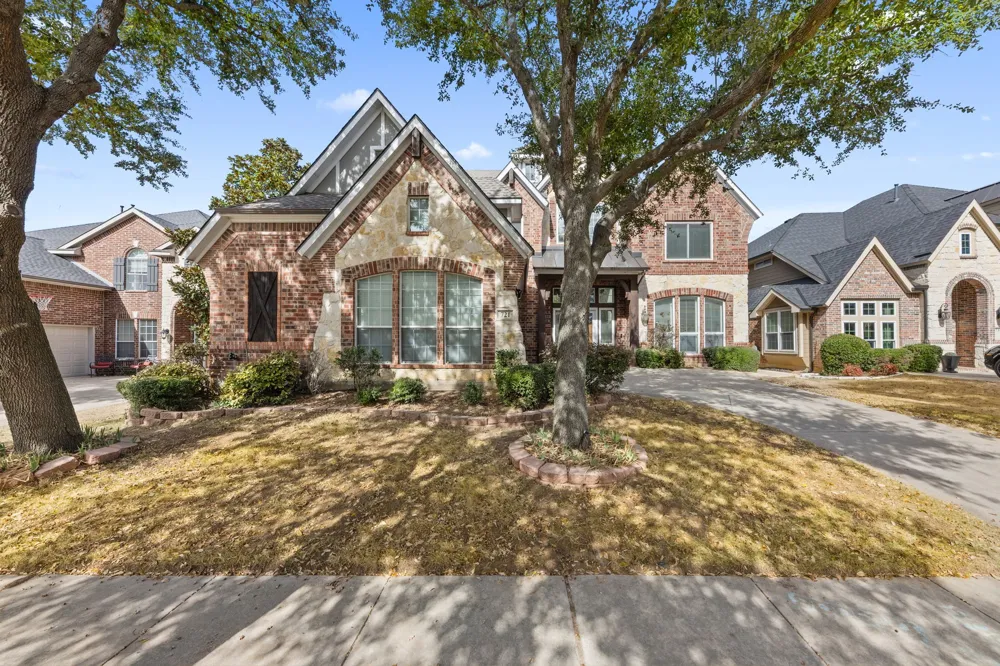 721 Peco Street Lantana, TX 76226