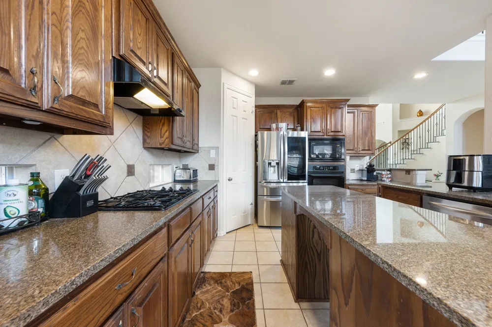 721 Peco Street Lantana, TX 76226