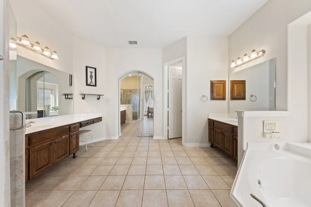 721 Peco Street Lantana, TX 76226