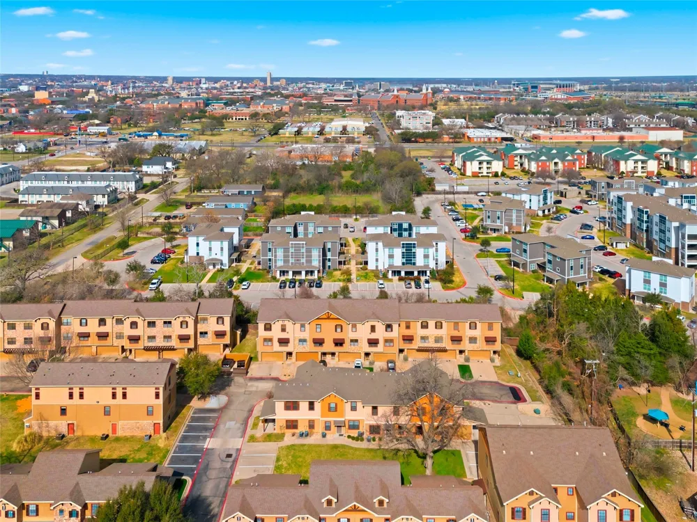 2410 S 2nd Street #309 Waco, TX 76706