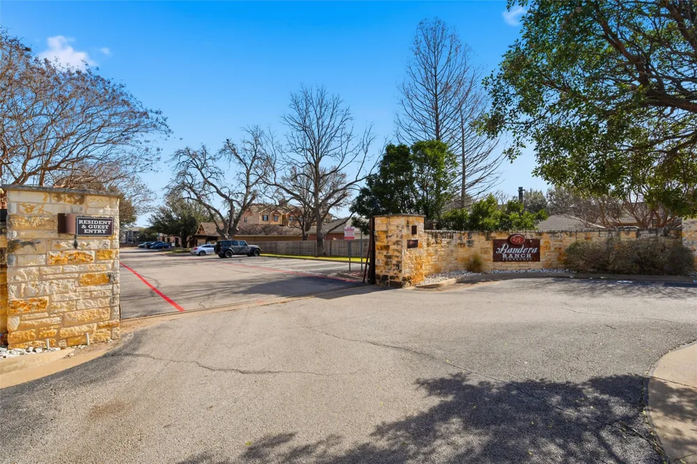 2410 S 2nd Street #309 Waco, TX 76706