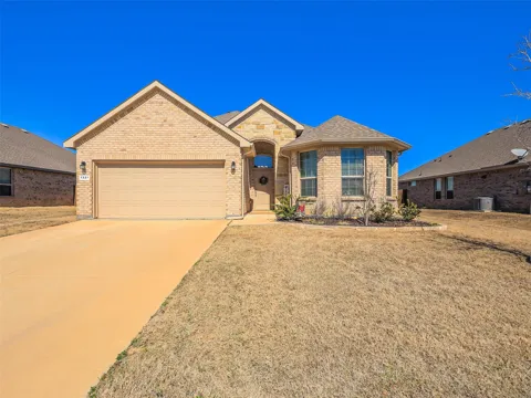 1331 Madeline Lane