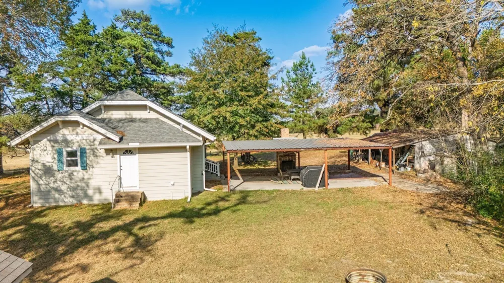 1207 State HWY 24 Campbell, TX 75422
