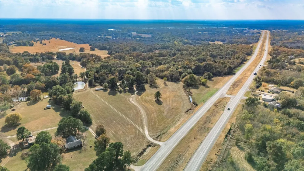 1207 State HWY 24 Campbell, TX 75422