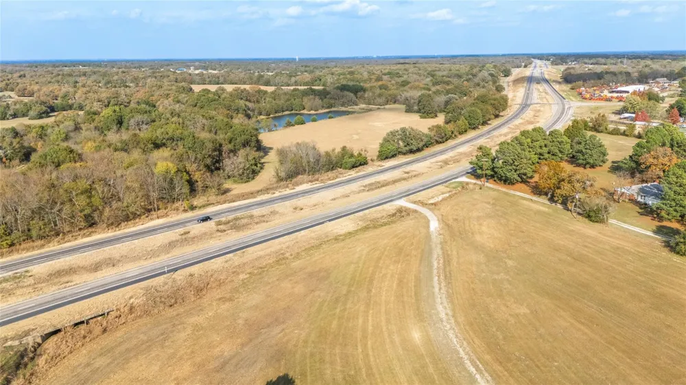 1207 State HWY 24 Campbell, TX 75422