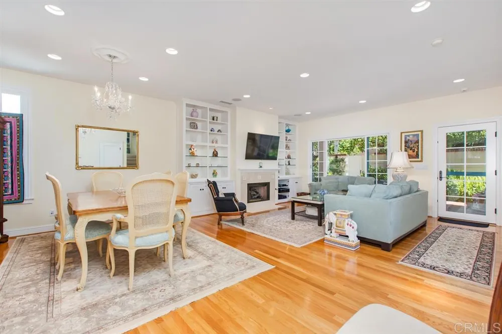958 A AVENUE Coronado, CA 92118