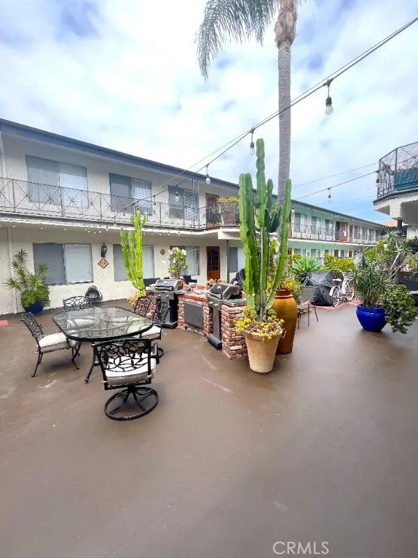 2115 Placentia Avenue #24 Costa Mesa, CA 92627