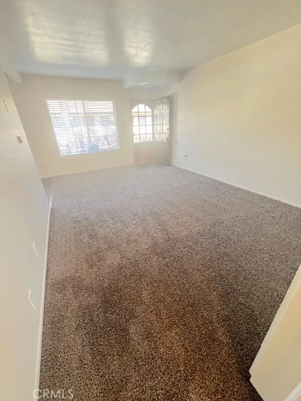2115 Placentia Avenue #24 Costa Mesa, CA 92627