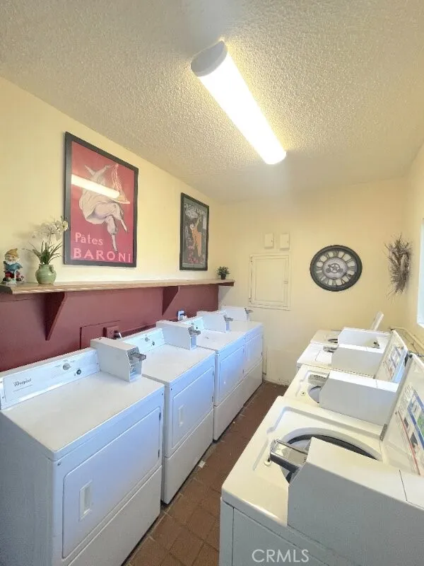 2115 Placentia Avenue #24 Costa Mesa, CA 92627