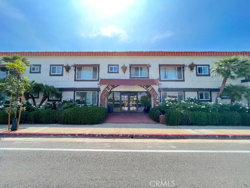 2115 Placentia Avenue #24 Costa Mesa, CA 92627