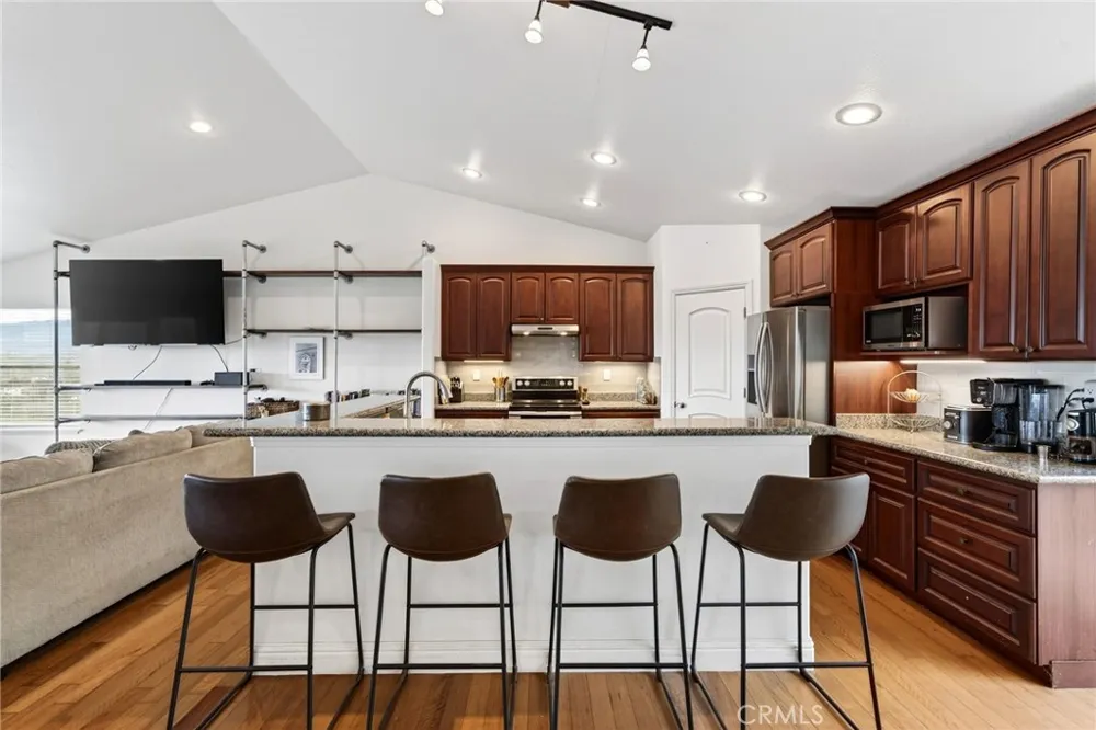 17437 Greenridge Hidden Valley Lake, CA 95467