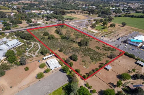 6 Cole Grade Rd