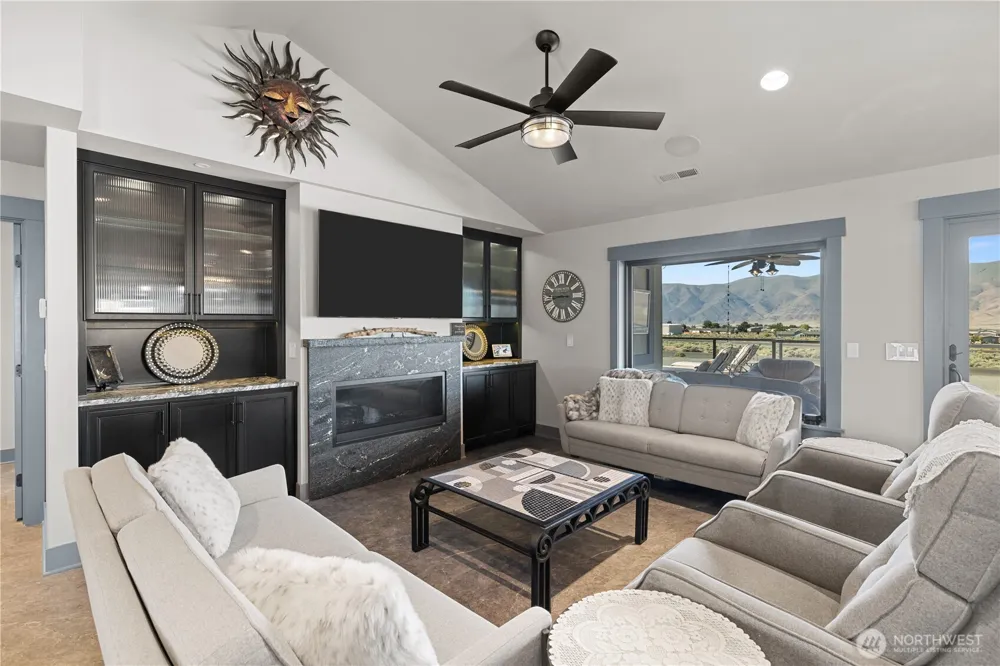 111 Wren Loop SW Mattawa, WA 99349