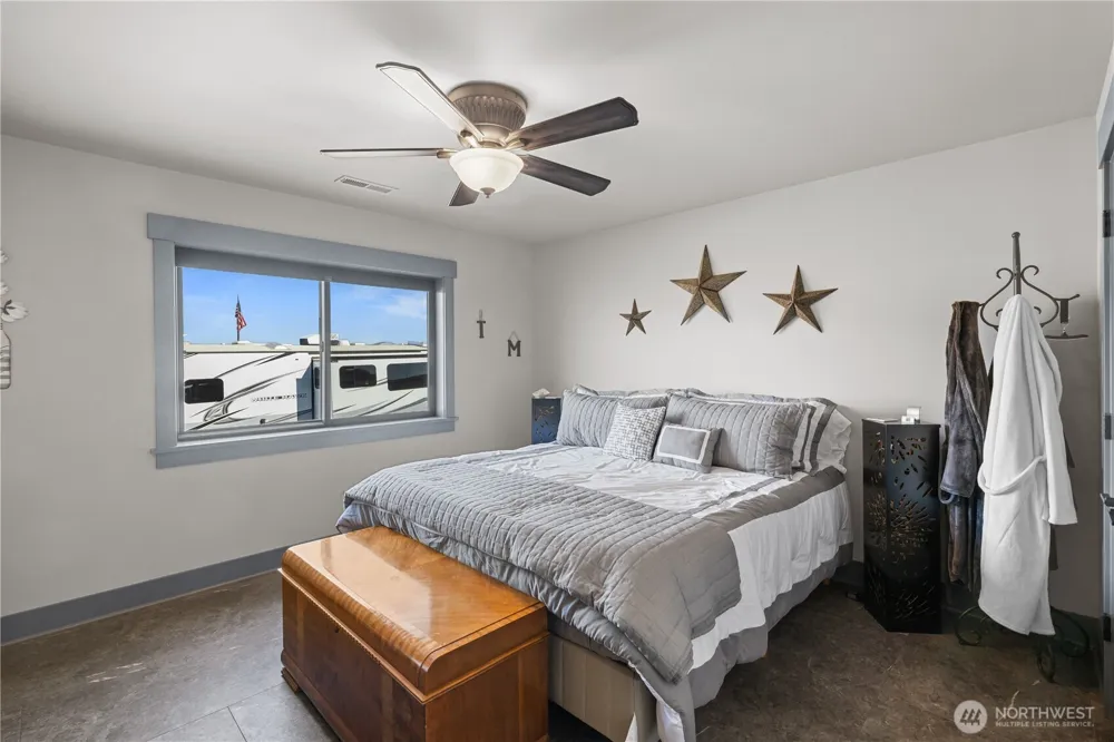 111 Wren Loop SW Mattawa, WA 99349