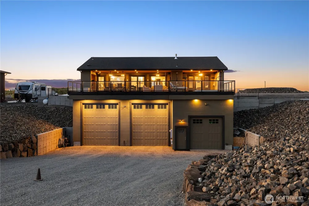 111 Wren Loop SW Mattawa, WA 99349