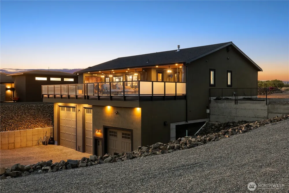111 Wren Loop SW Mattawa, WA 99349