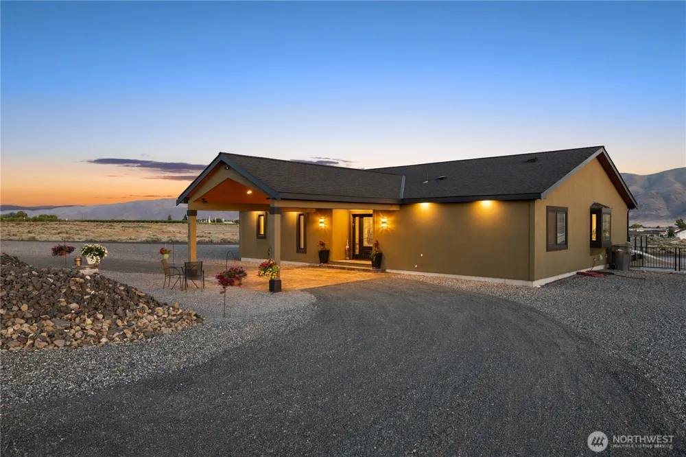 111 Wren Loop SW Mattawa, WA 99349