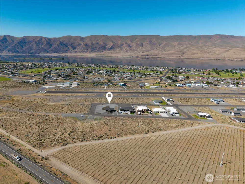111 Wren Loop SW Mattawa, WA 99349